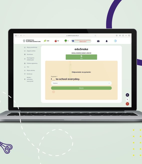 Laptop z otwartą stroną Internetową Platformy Edukacyjnej z widokiem na eduSnake, czyli grę dla uczniów 4 klasy szkoły podstawowej.