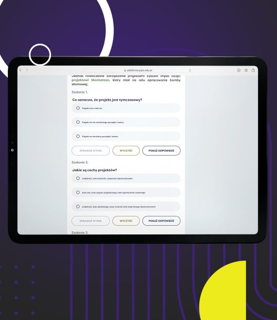 Tablet z otwartą stroną Internetową Platformy Edukacyjnej z widokiem na przykładową lekcję dla 2 klasy liceum.
